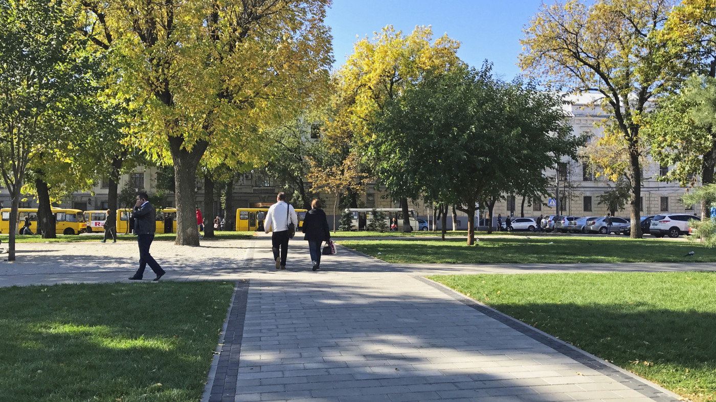 / Відновлення скверу №3 на Контрактовій площі / Відновлення скверу №3 на Контрактовій площі