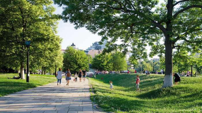 / Starokyivska Hill Renovation