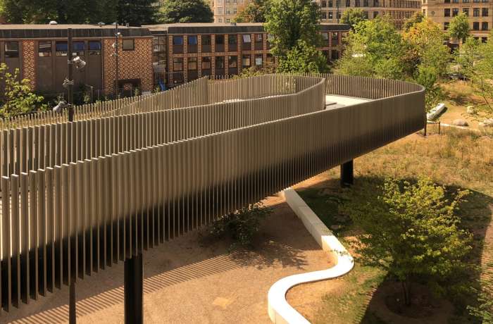 Як адаптувати ландшафтну архітектуру до зміни клімату — вежа 'Maersk SLA'