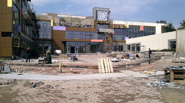 / Novopecherska School