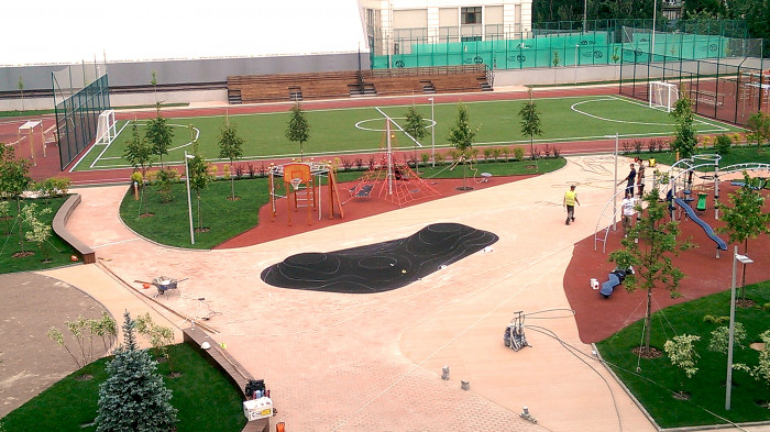 / Novopecherska School