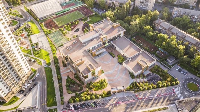 / Novopecherska School