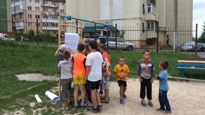 / Yard reconstruction