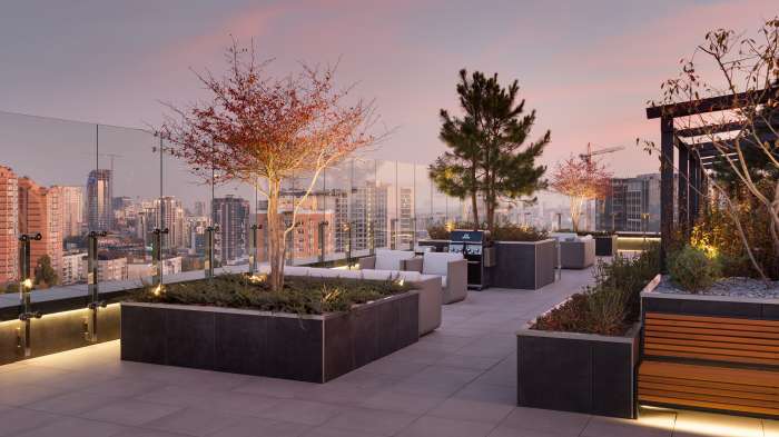 / Tetris Hall – Rooftop Garden