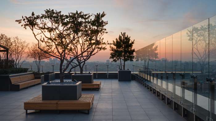 / Tetris Hall – Rooftop Garden