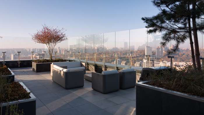 / Tetris Hall – Rooftop Garden