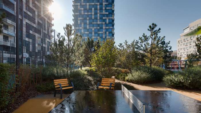 / Tetris Hall – Podium Landscape