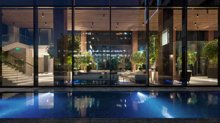 / Tetris Hall – Podium Landscape