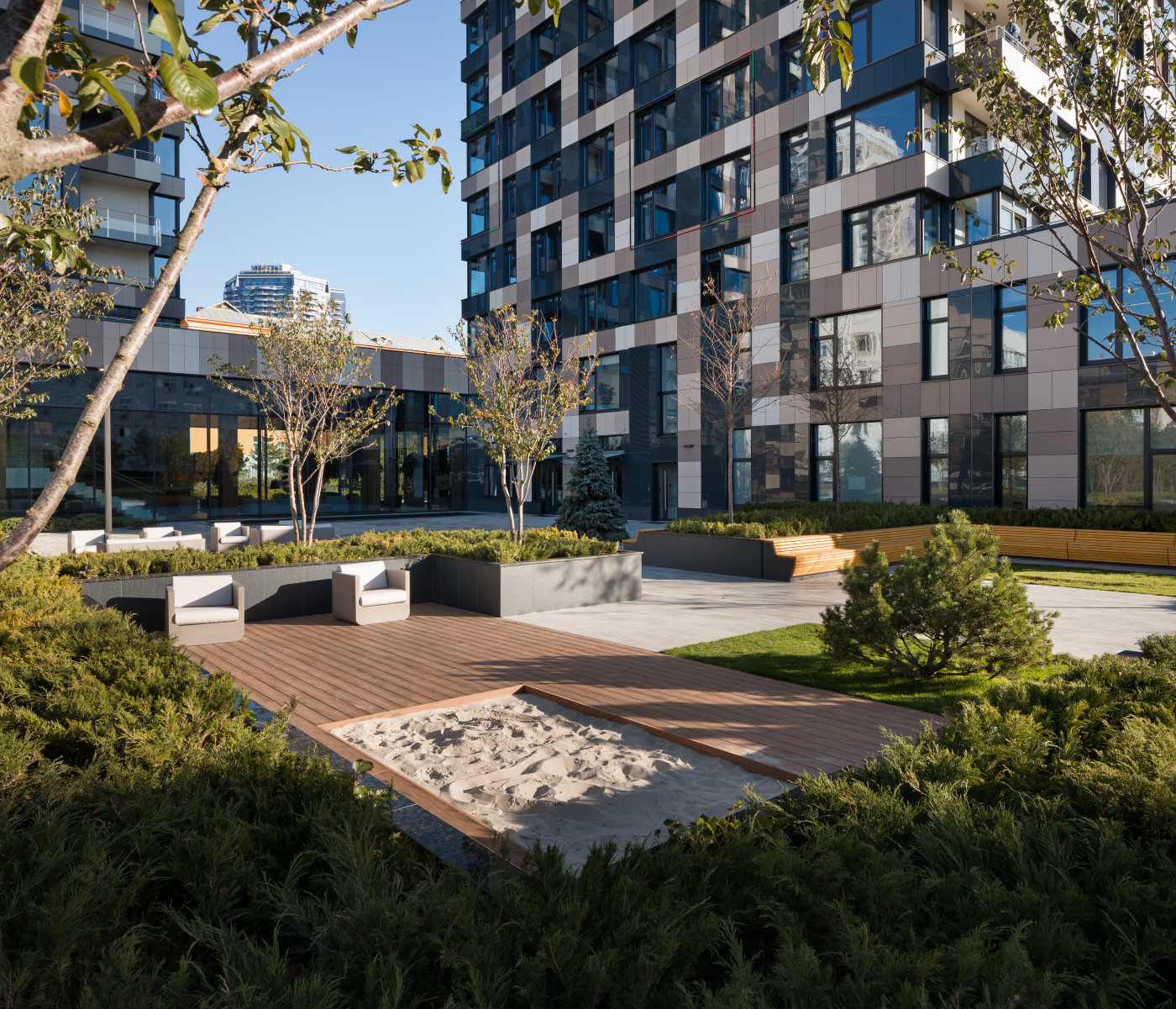 / Територія ЖК Tetris Hall