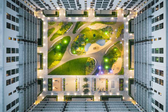 / Rybalsky – Inner Courtyard #3