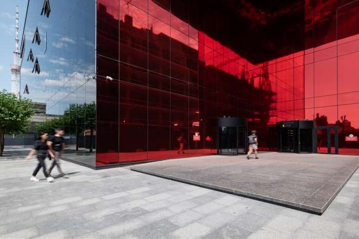 / UNIT.City Business Campus