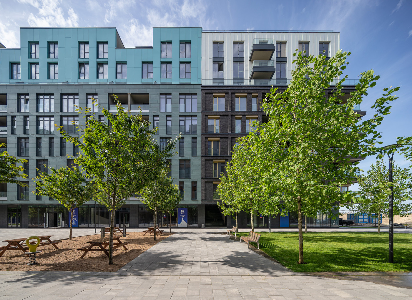 / Rybalsky Boulevard