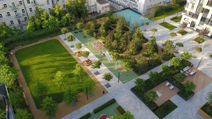 / Tetris Hall – Podium Landscape