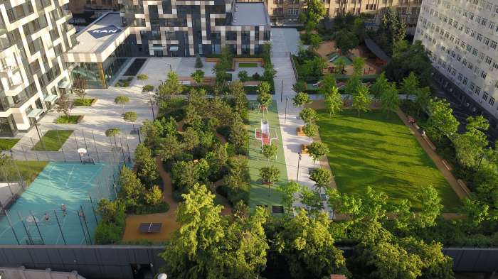 / Tetris Hall – Podium Landscape