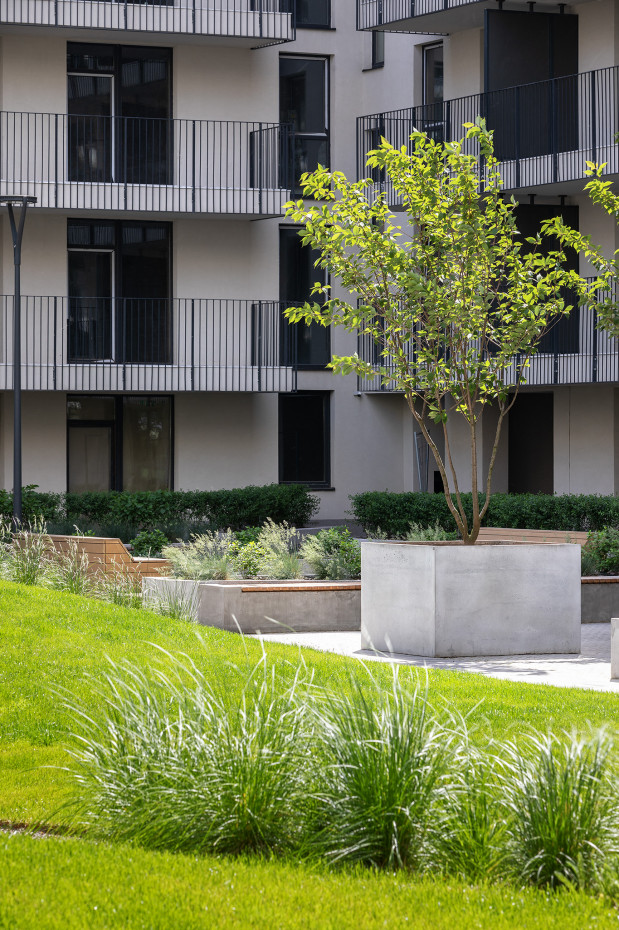 / Rybalsky – Inner Courtyard #3