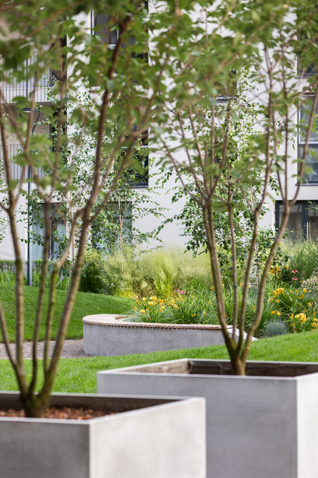 / Rybalsky – Inner Courtyard #3