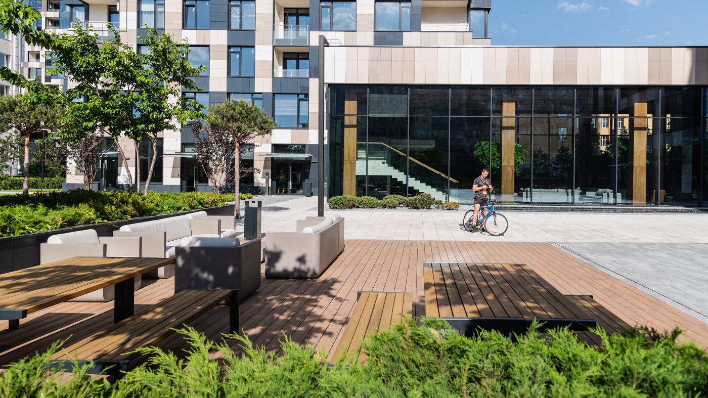 / Tetris Hall – Podium Landscape / Tetris Hall – Podium Landscape