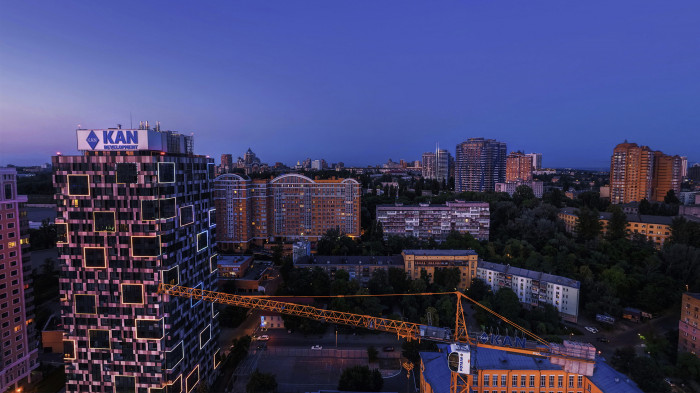 / Tetris Hall – Rooftop Garden