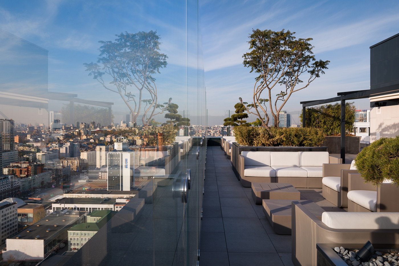 / Tetris Hall – Rooftop Garden / Tetris Hall – Rooftop Garden