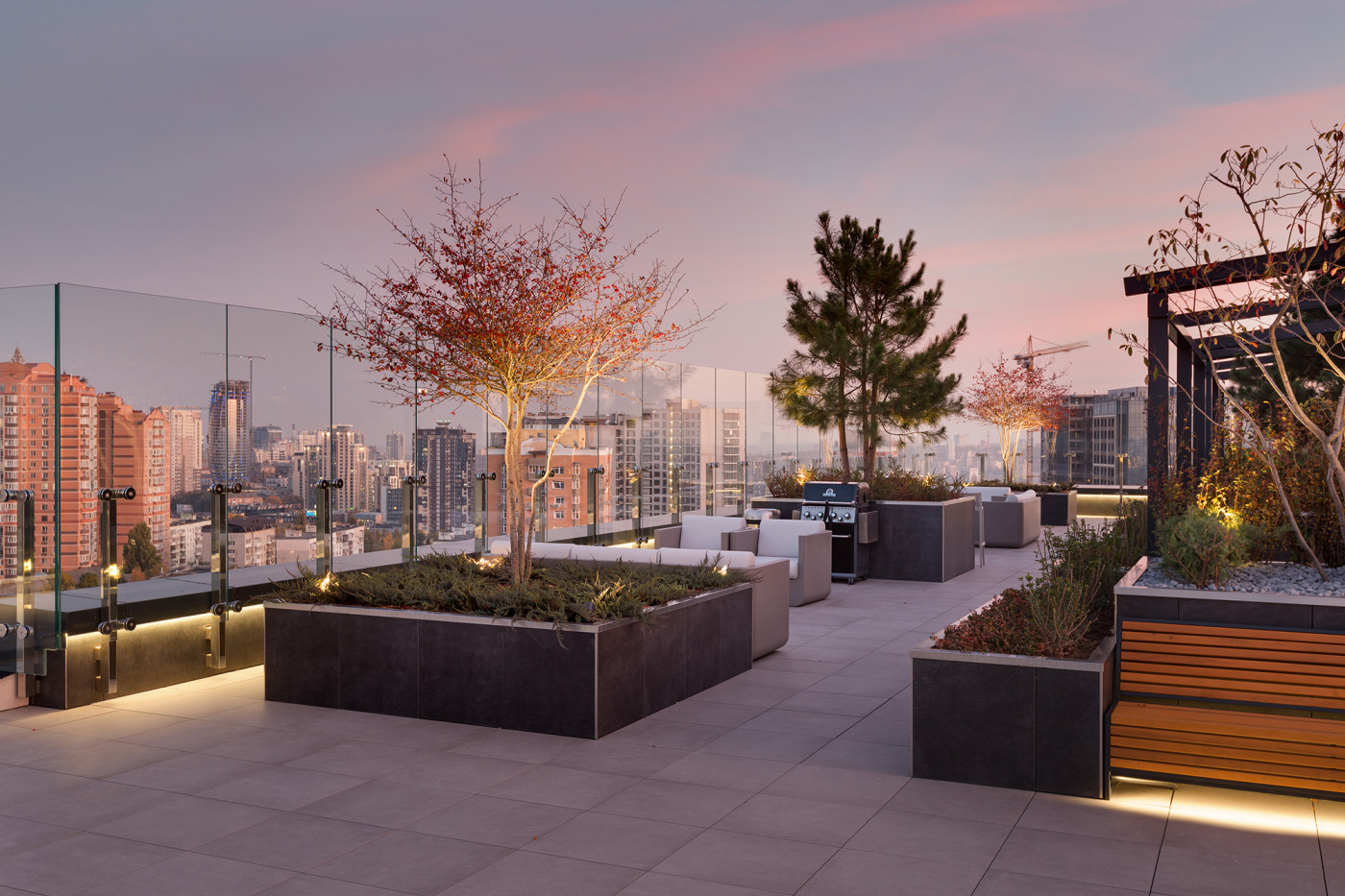 / Tetris Hall – Rooftop Garden / Tetris Hall – Rooftop Garden