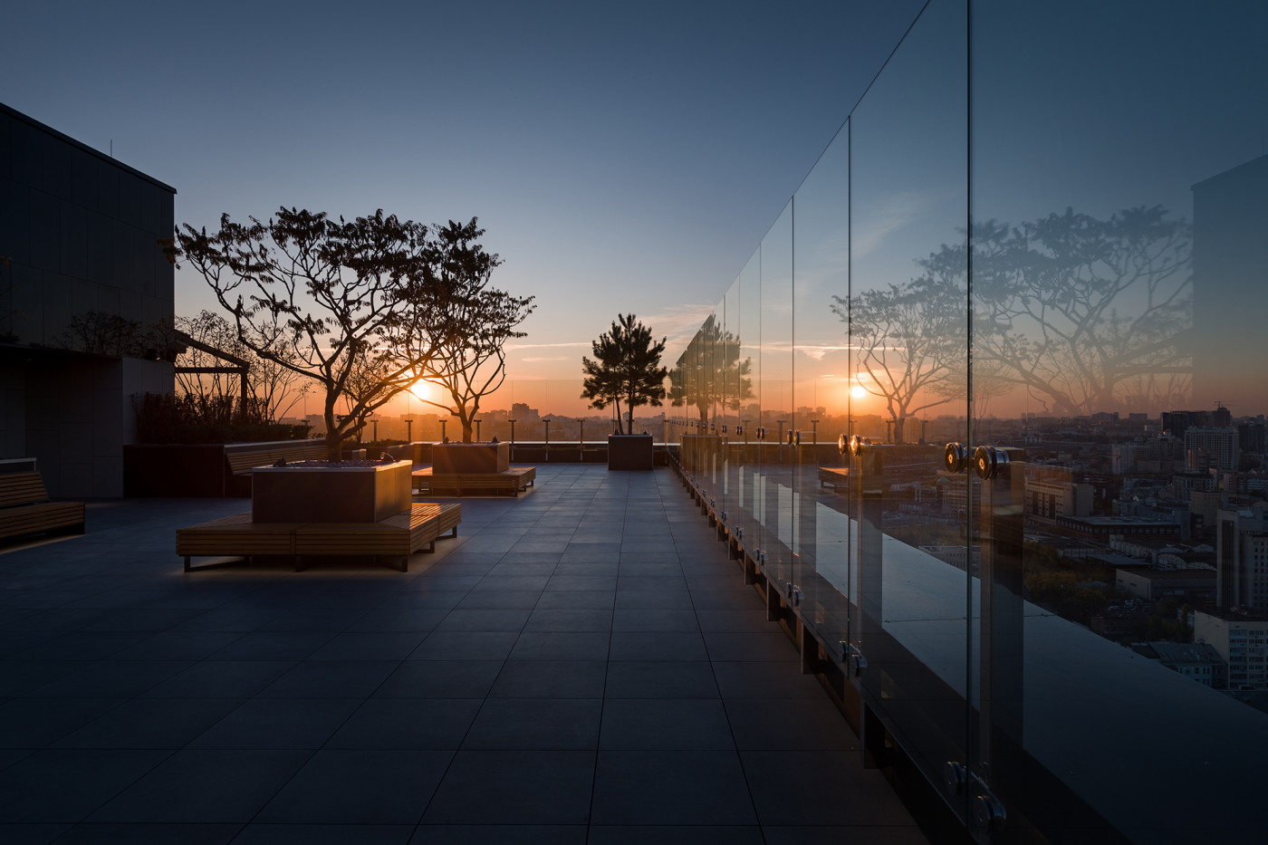 / Tetris Hall – Rooftop Garden / Tetris Hall – Rooftop Garden