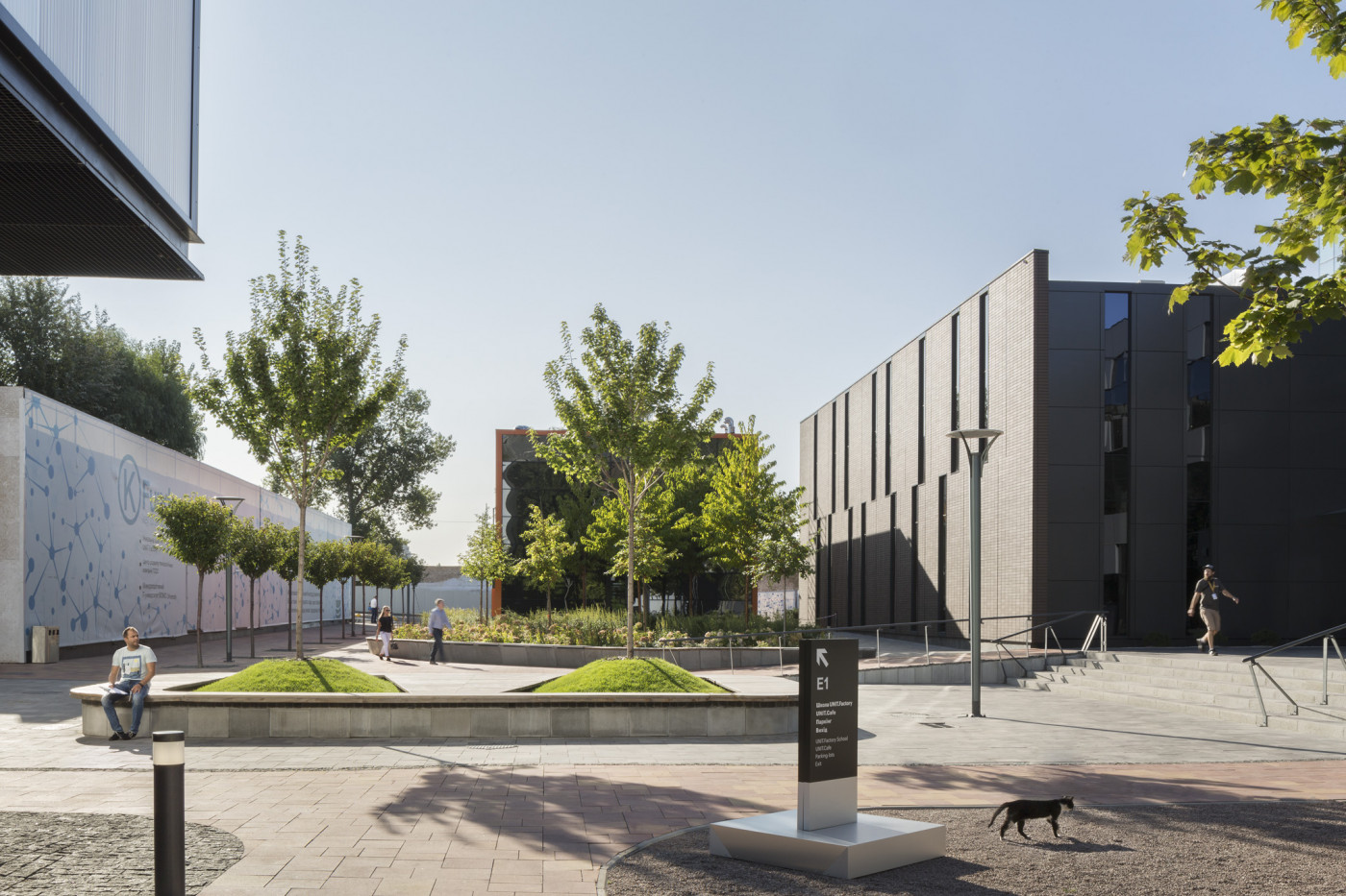 / UNIT.City Education Hub / UNIT.City Education Hub