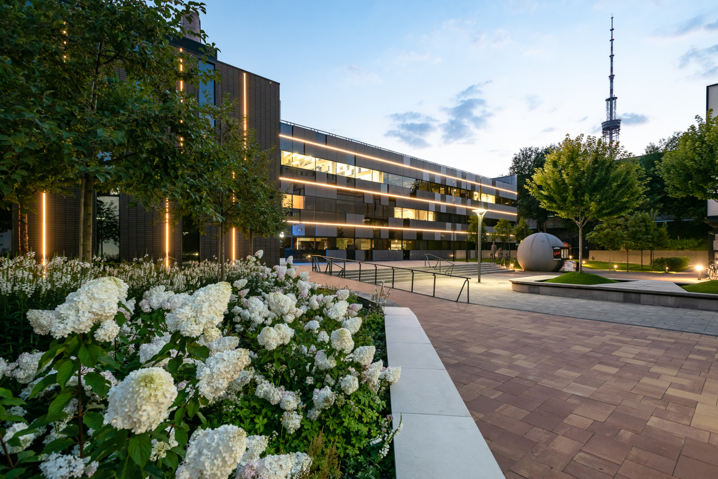 / UNIT.City Education Hub / UNIT.City Education Hub