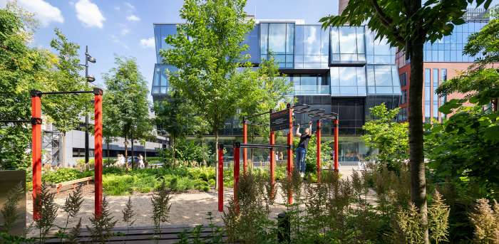 / UNIT.City Event Plaza