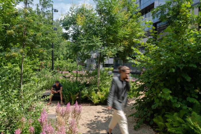 / UNIT.City Event Plaza