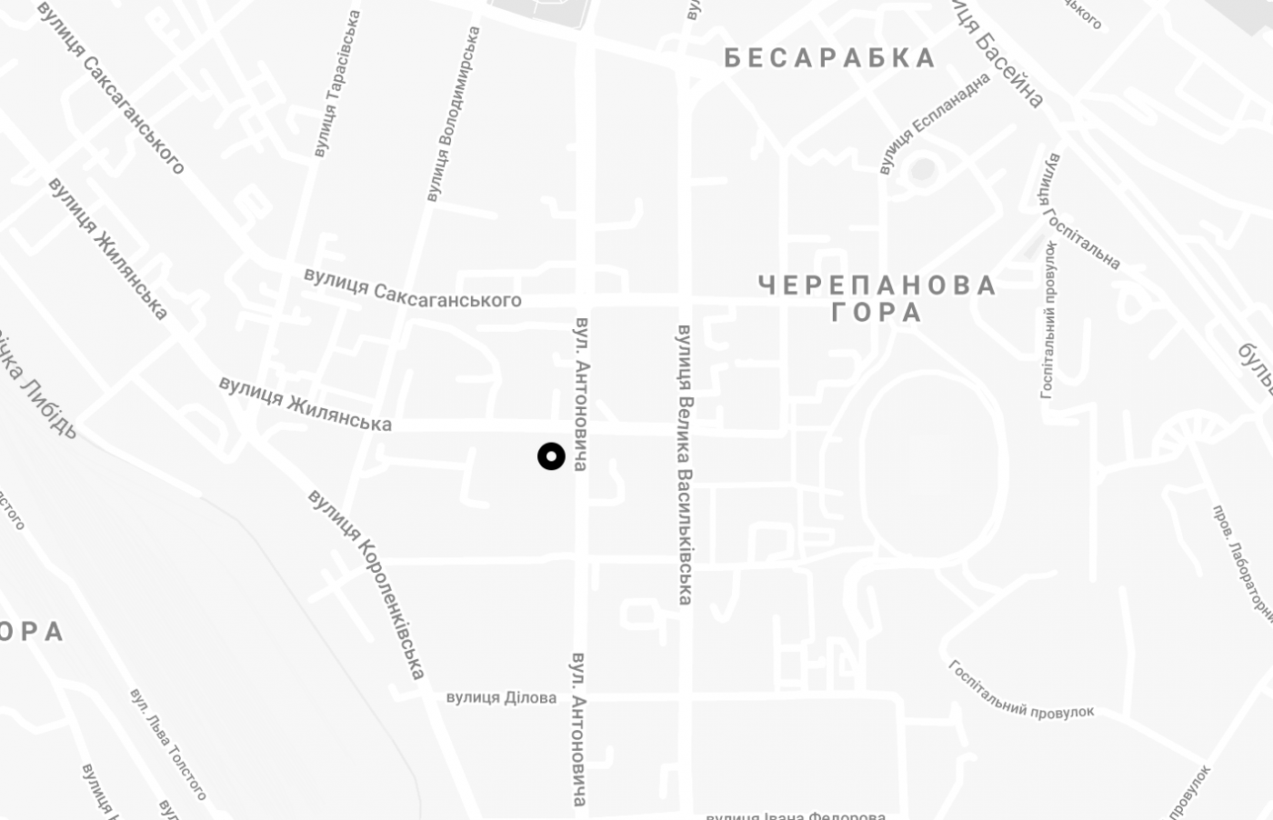 / Courtyard at 44 Antonovycha Street / Courtyard at 44 Antonovycha Street