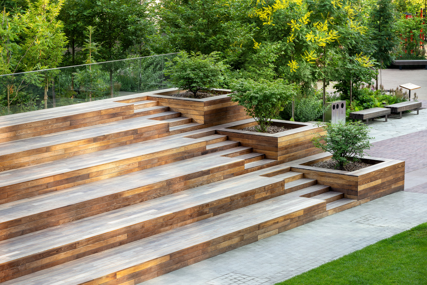 / Event plaza 'UNIT.City' / Event plaza 'UNIT.City'