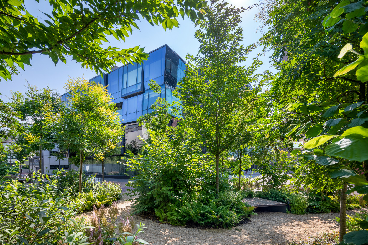 / Event plaza 'UNIT.City' / Event plaza 'UNIT.City'