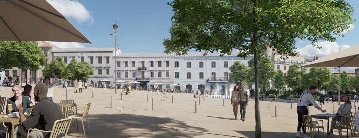 / Chernivtsi Central Square